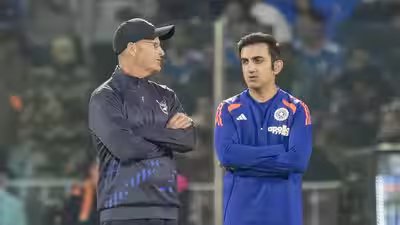 Gary kirsten and gautam gambhir.jpg