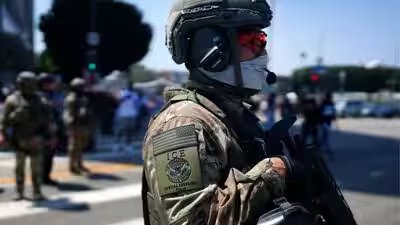 Ice to soon equip officers with body cameras.jpg