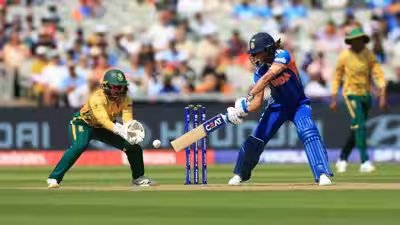 India vs south africa women.jpg