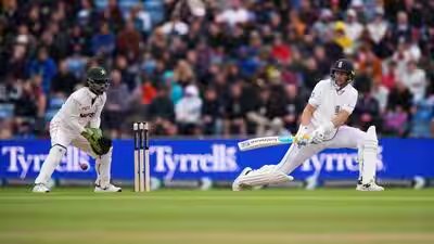 Joe root vs pakistan.jpg