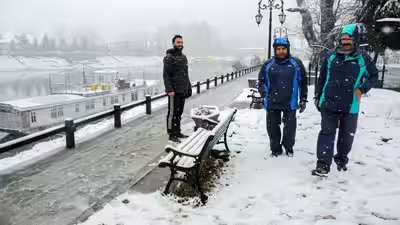 Kashmir jammu amp kashmir jan 28 ani a couple makes way through a snow slick.jpg