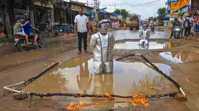 Protest against waterlogging in jaipur.jpg