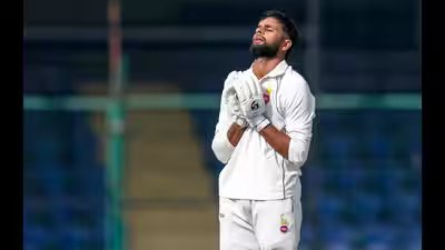 Ranji trophy delhi vs puducherry sanat sangwan.jpg