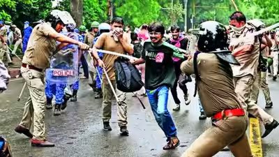 Sc to set up panel to probe cop excesses on neet protesters.jpg