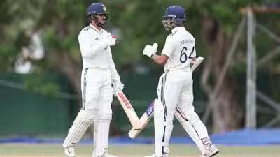 Shubman gill and yashasvi jaiswal.jpg