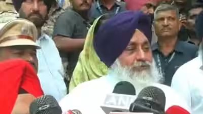 Sukhbir badal was attacked at a gurudwara in maharashtras nanded.jpg