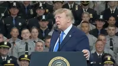 Trump claims women come to white house to thank him for making washington safer.jpg