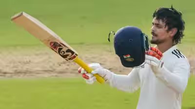 Duleep trophy final east vs south day 1.jpg