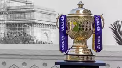 Ipl trophy photo credit bcciipl.jpg