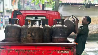 Lpg price hike 1 sept 26.jpg