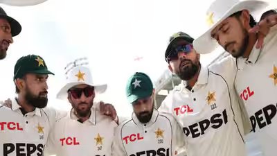 Pakistan cricket team.jpg
